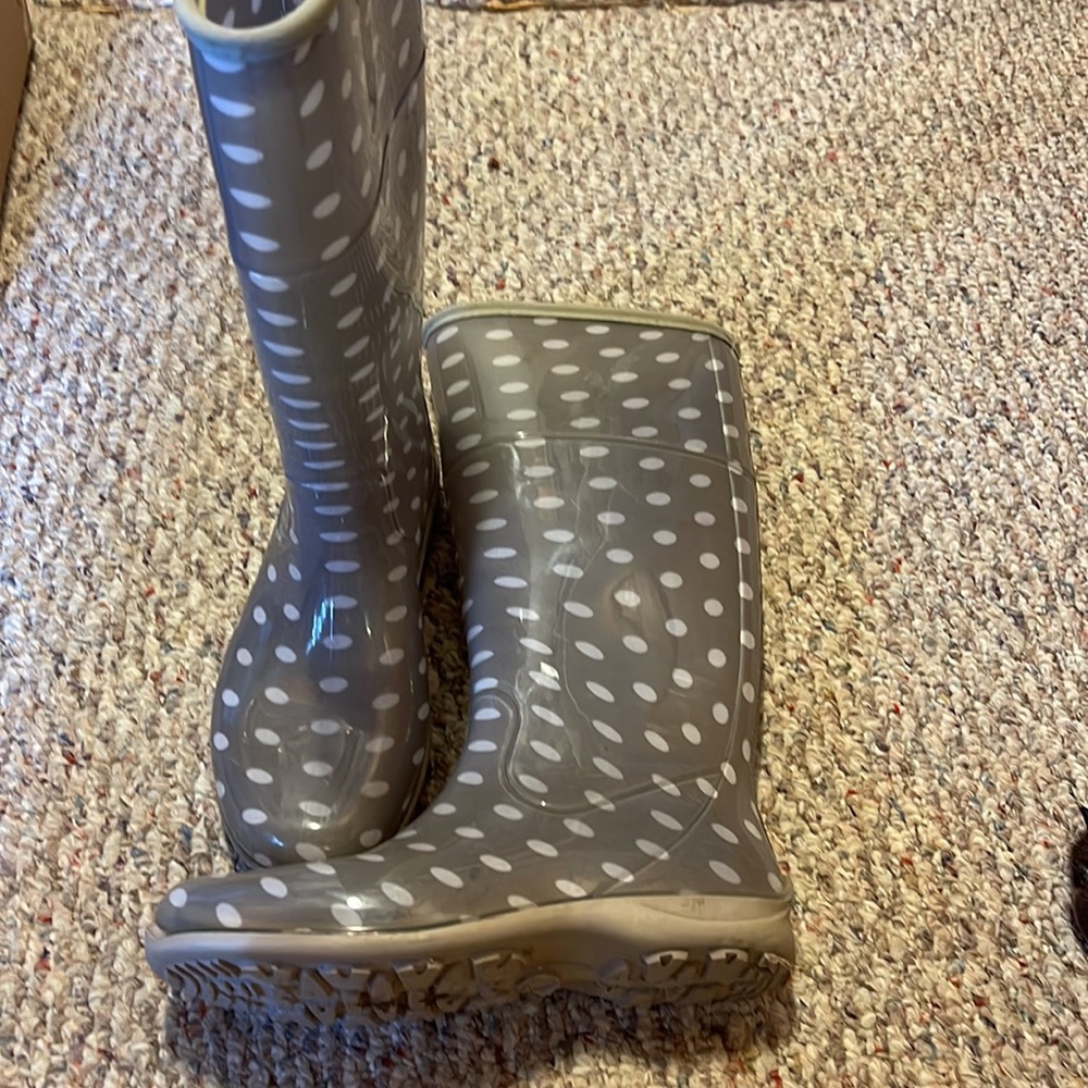 Tall Waterproof Rain Boots Size 10 - Picture 2 of 3